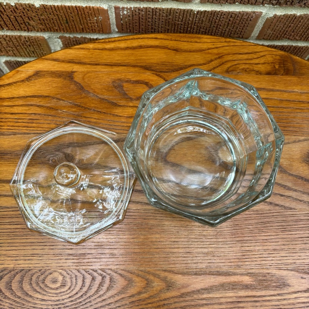 Concord Indiana Glass Candy Dish With Lid New in Box - Picture 3 of 5